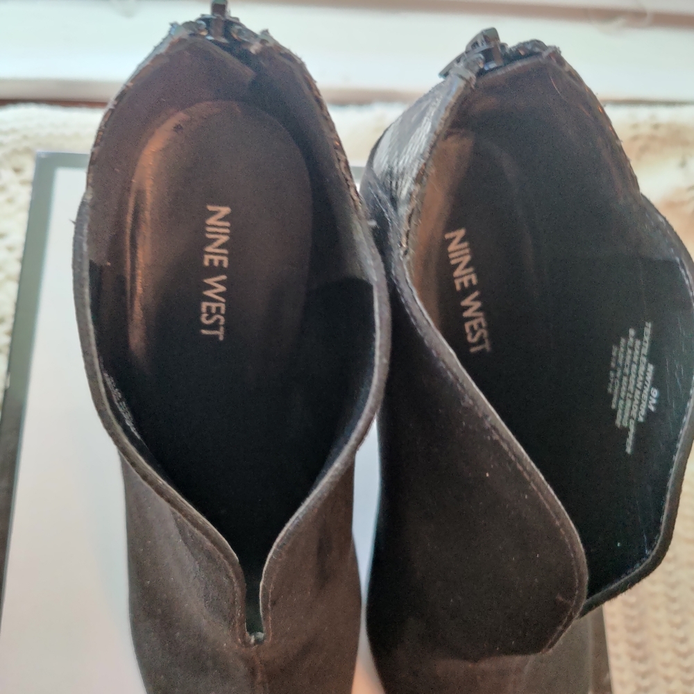 NINE WEST NW7NERRA VEGAN SUEDE STILETTO ANKLE BOOTS WOMEN SIZE 9M - Picture 3 of 11